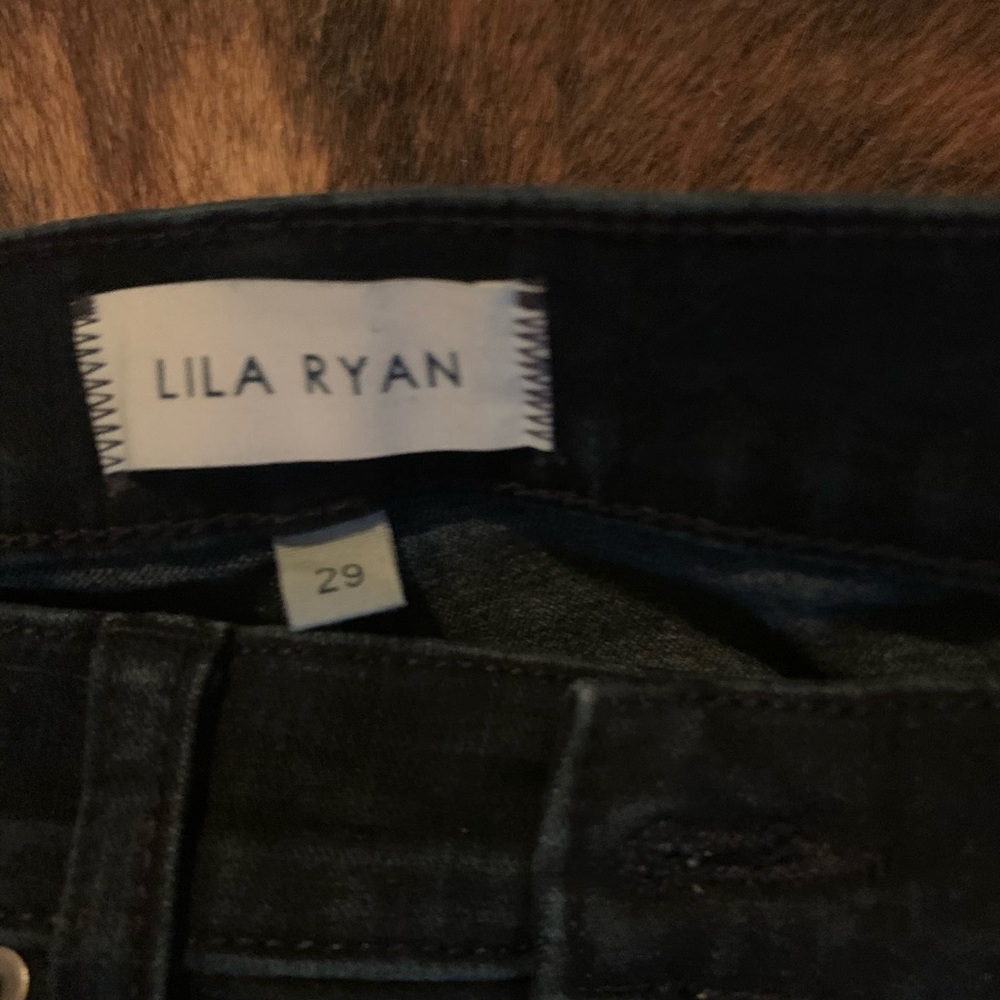 Dark denim skinny jean